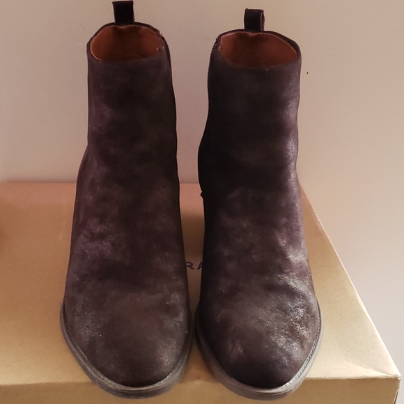 Boots - Picture 2 of 4